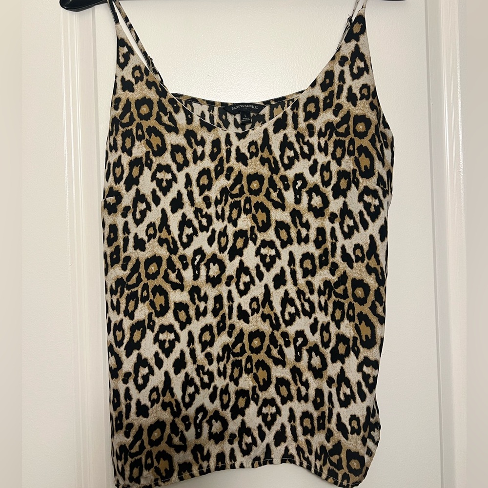 Banana Republic Animal Print blouse